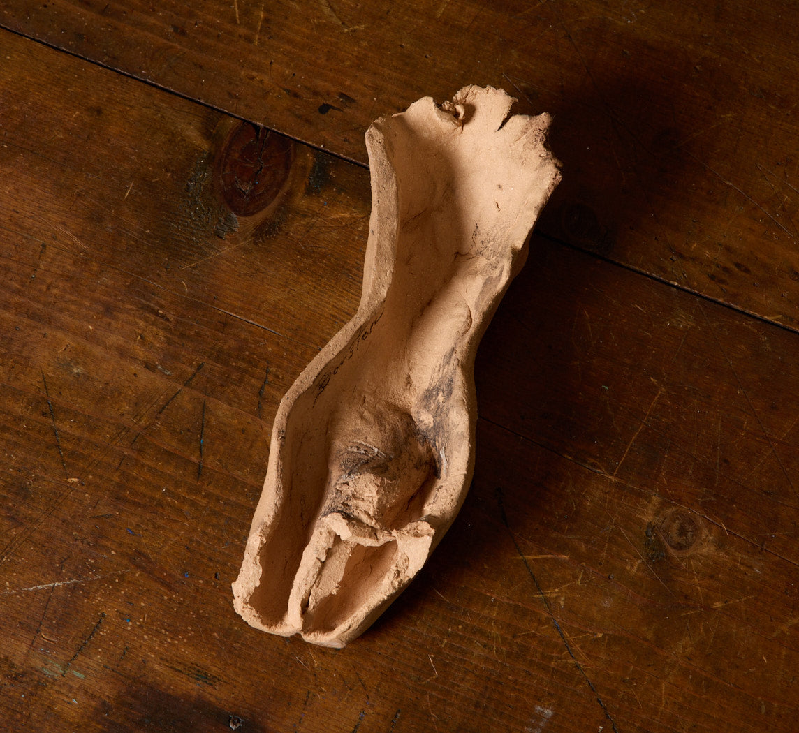 VINTAGE CERAMIC NUDE SCULPTURE