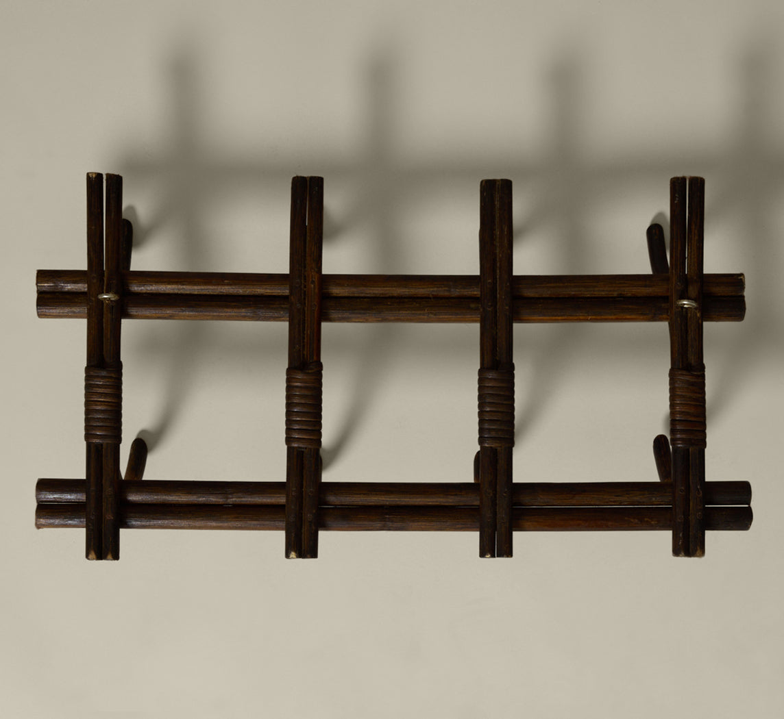 VINTAGE RATTAN WALL COAT RACK