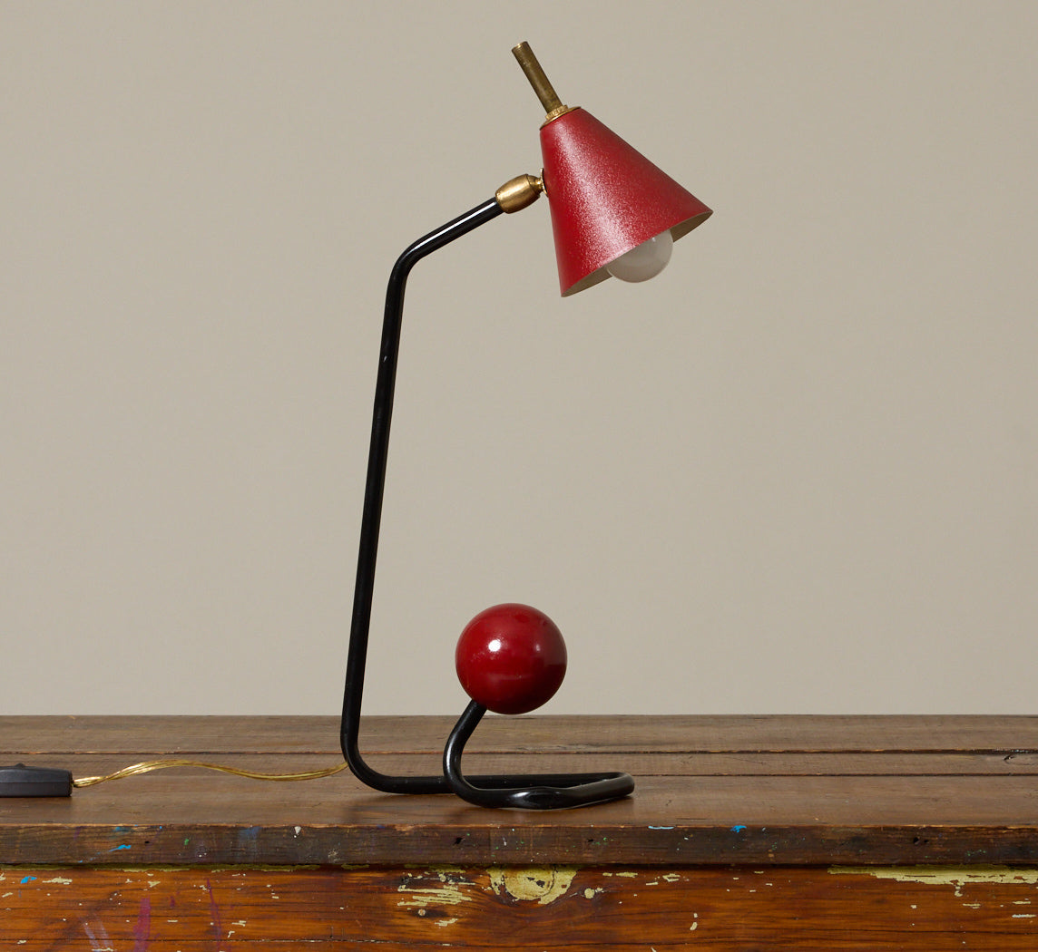 1950S FRENCH MID-CENTURY RED AND BLACK ATOMIC TABLE LAMP