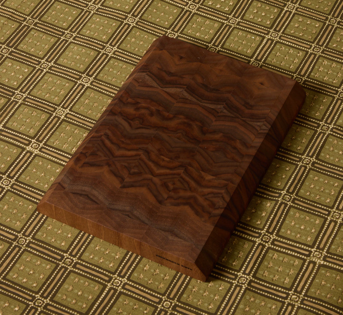WALNUT END GRAIN CUTTING BOARD