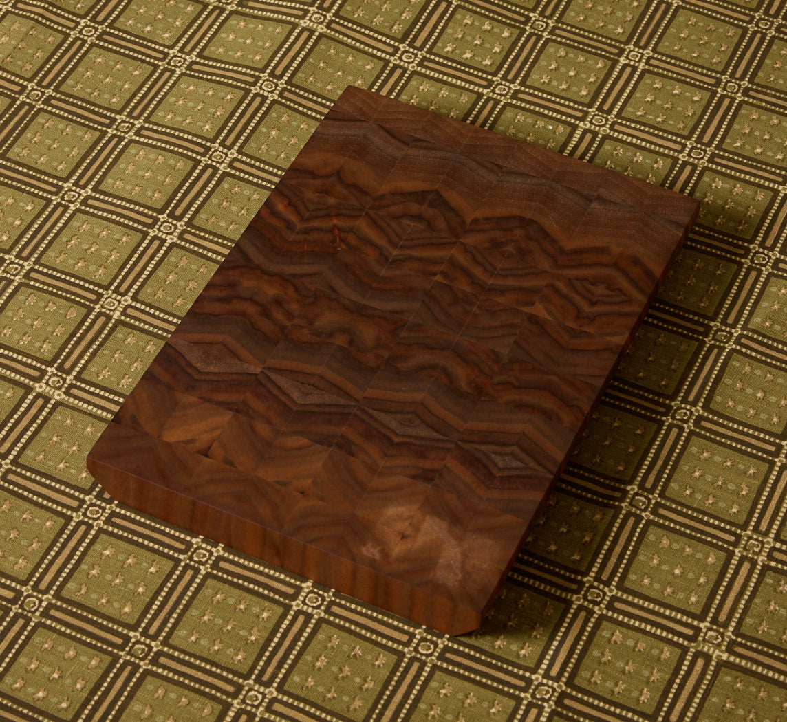 WALNUT END GRAIN CUTTING BOARD