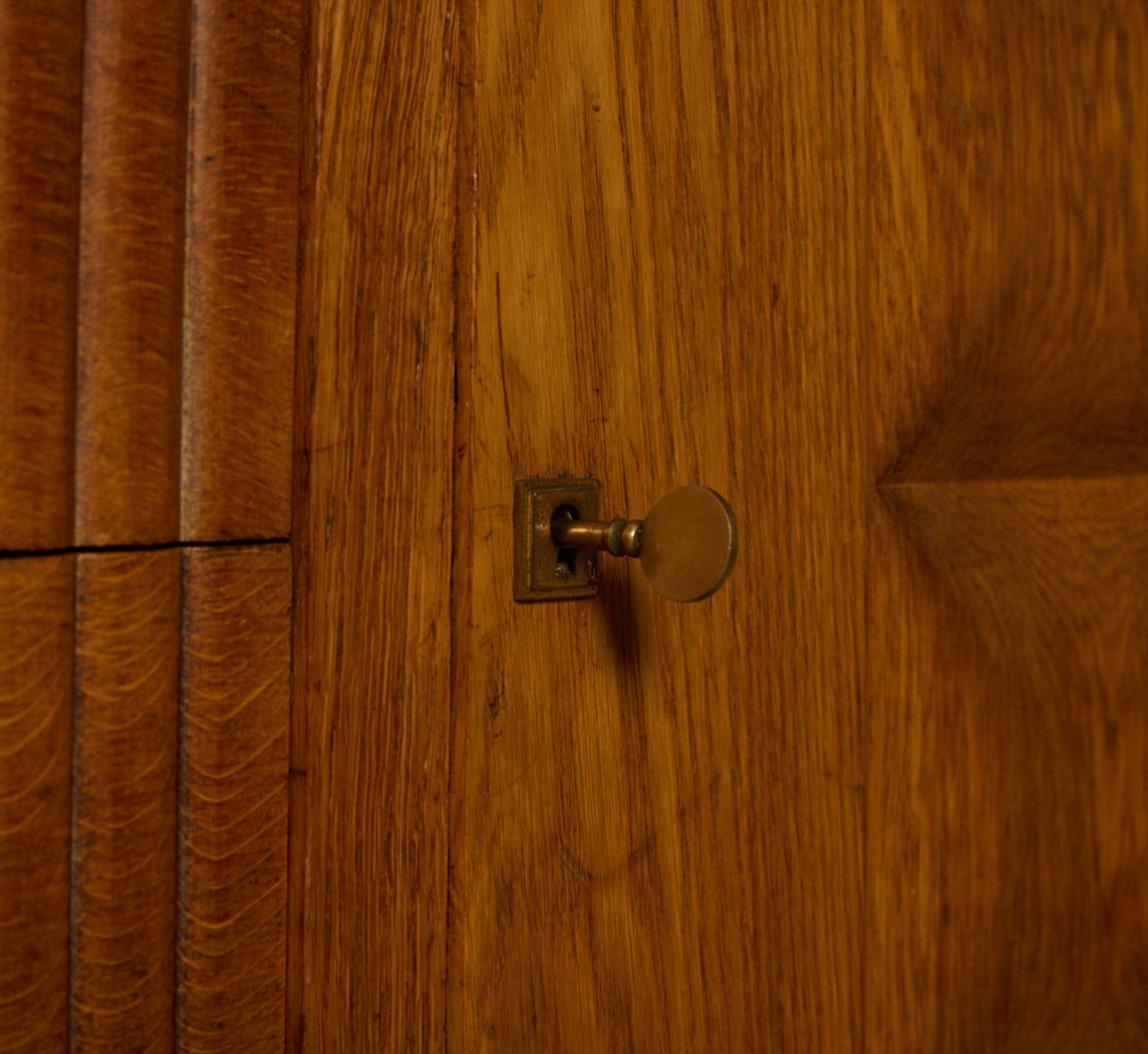 1940S OAK CREDENZA IN THE STYLE OF CHARLES DUDOUYT