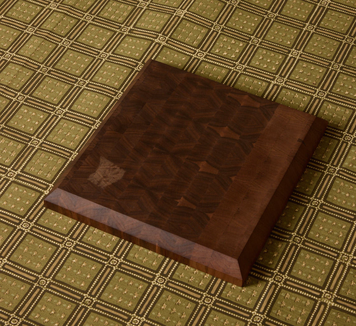WALNUT END GRAIN CUTTING BOARD
