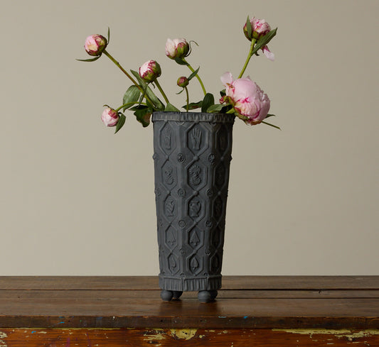 CARA BAUERMEISTER ARTIST'S TOUR VASE IN SLATE