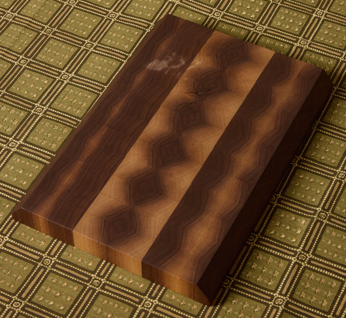 WALNUT END GRAIN CUTTING BOARD