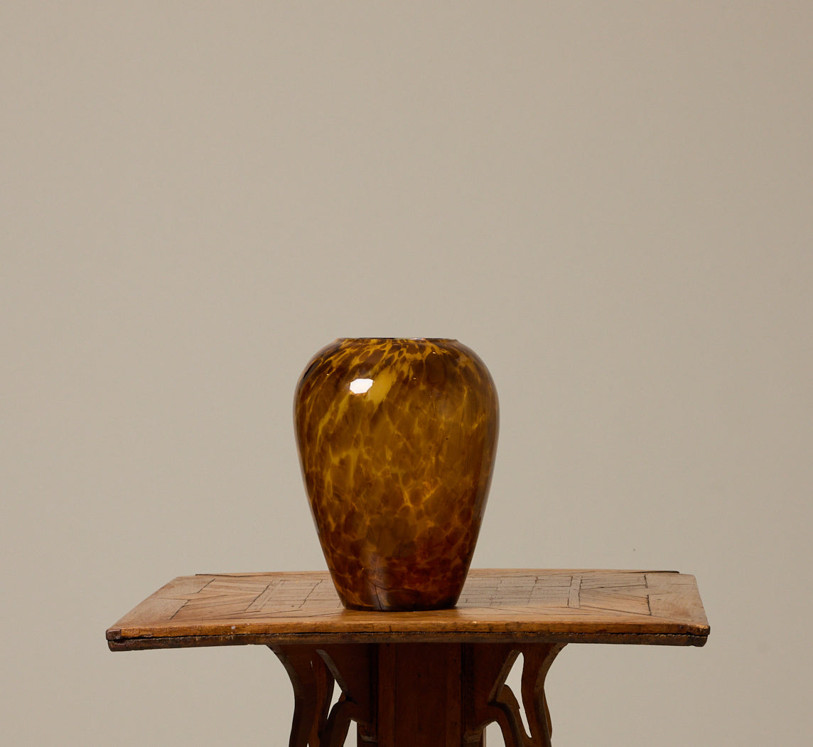 VINTAGE ITALIAN GLASS TORTOISE SHELL VASE