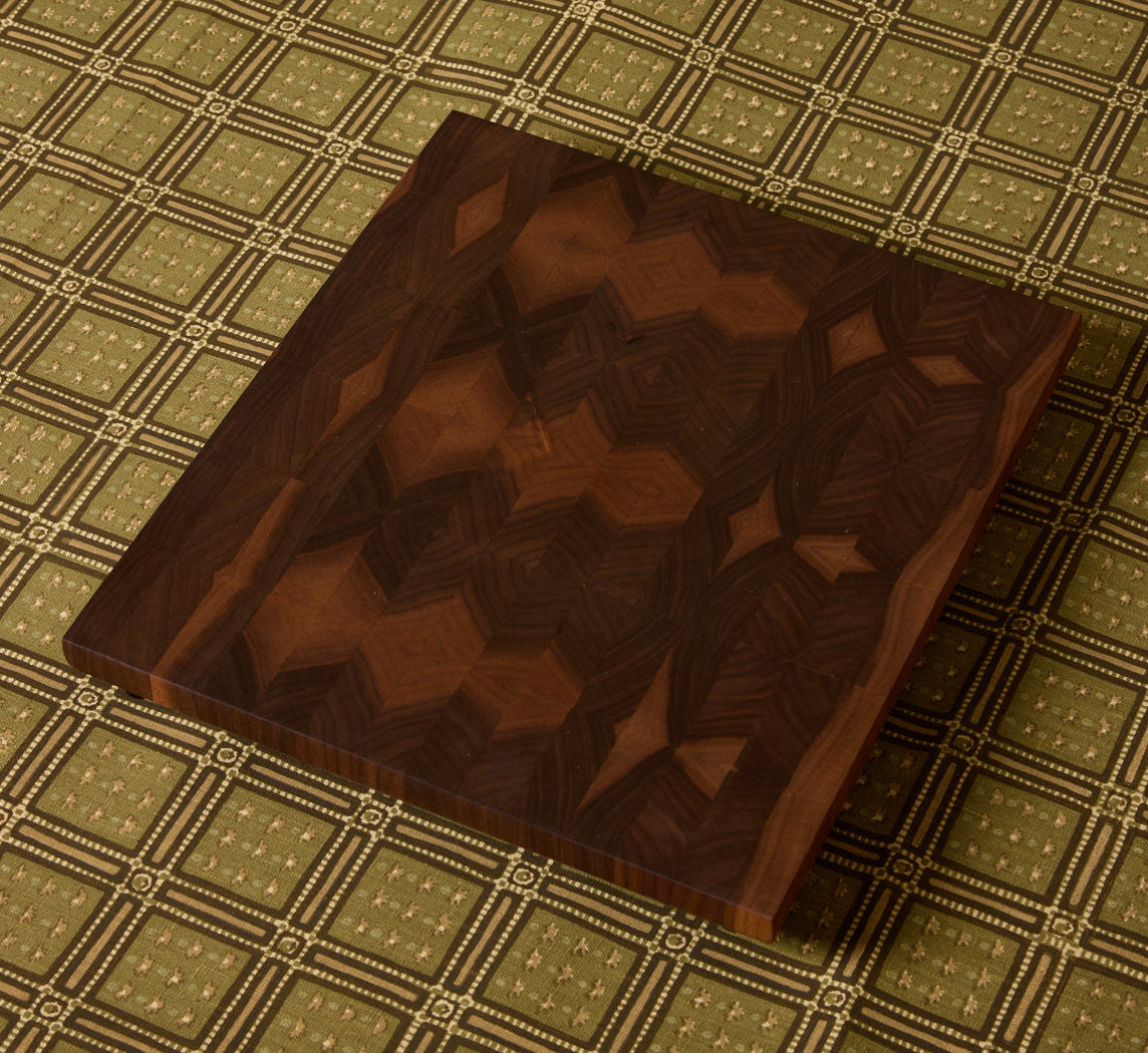 WALNUT END GRAIN CUTTING BOARD