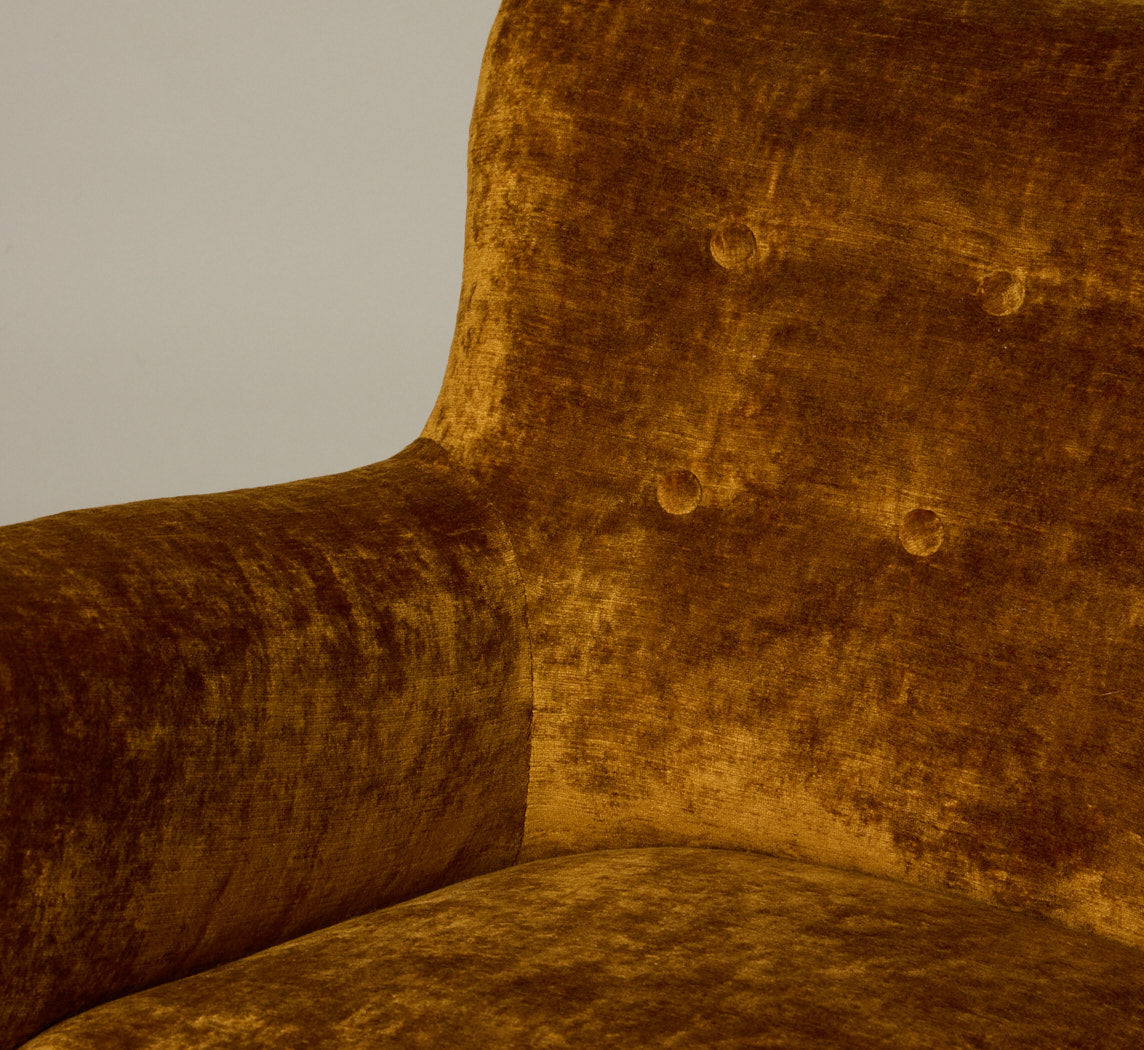 PAIR OF DANISH EASY CHAIRS IN THE MANNER OF FRITZ HANSEN