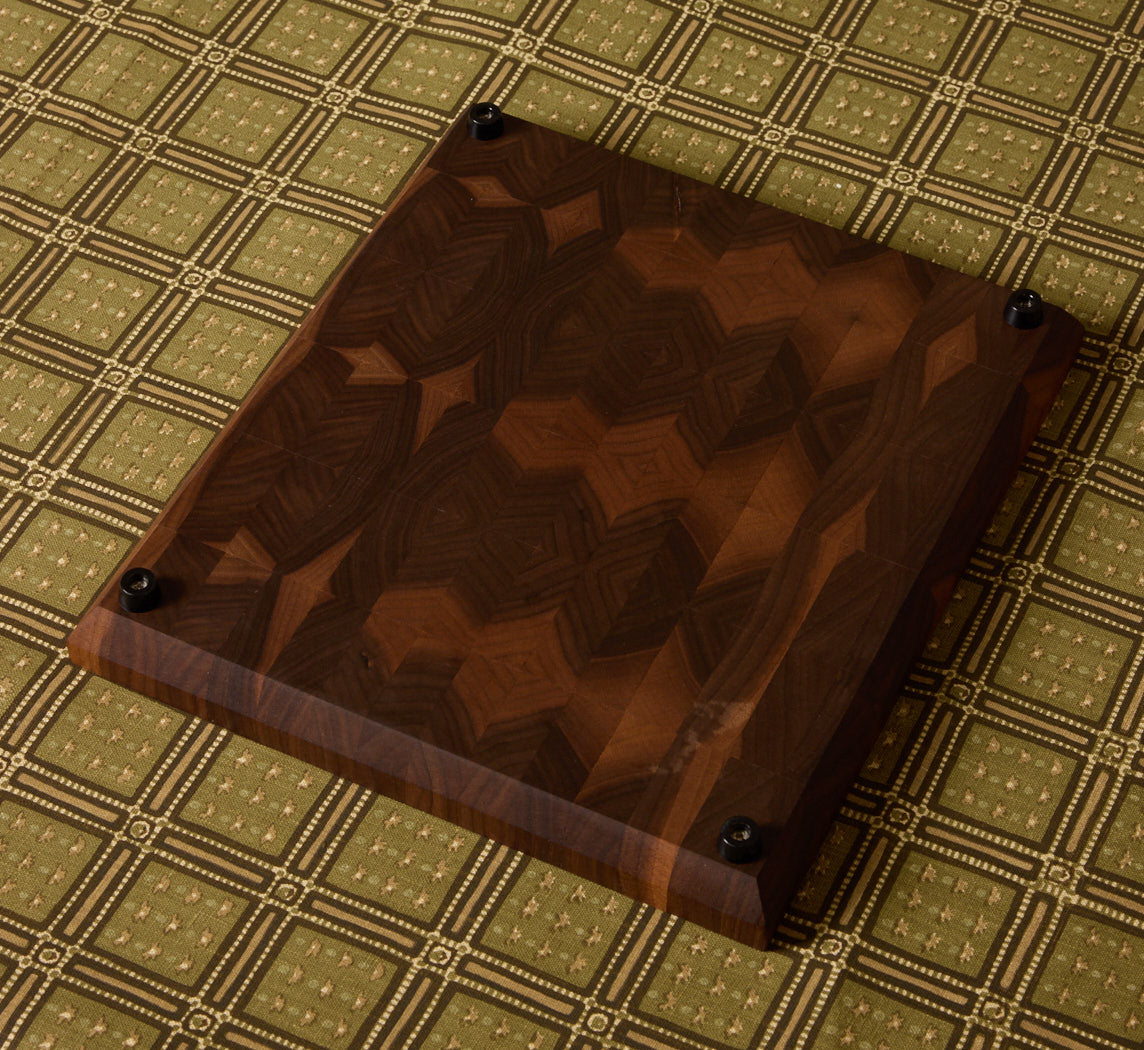 WALNUT END GRAIN CUTTING BOARD