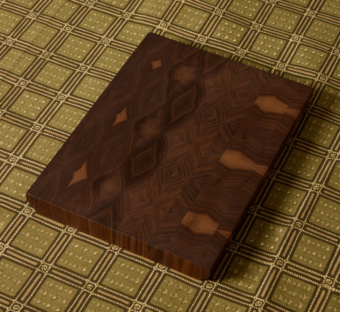 WALNUT END GRAIN CUTTING BOARD
