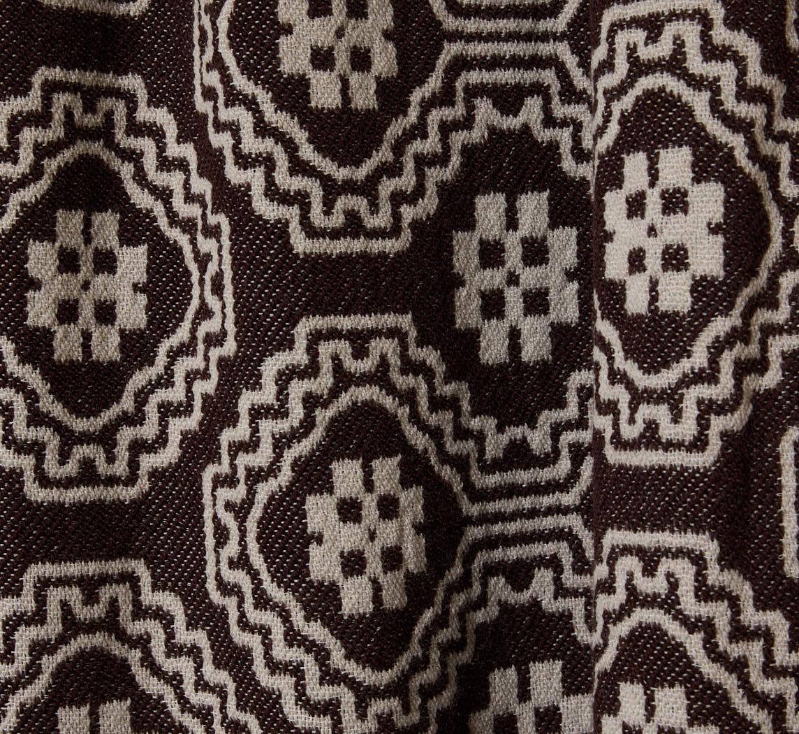 CERPA BLANKET IN ESPRESSO 94" X 106"