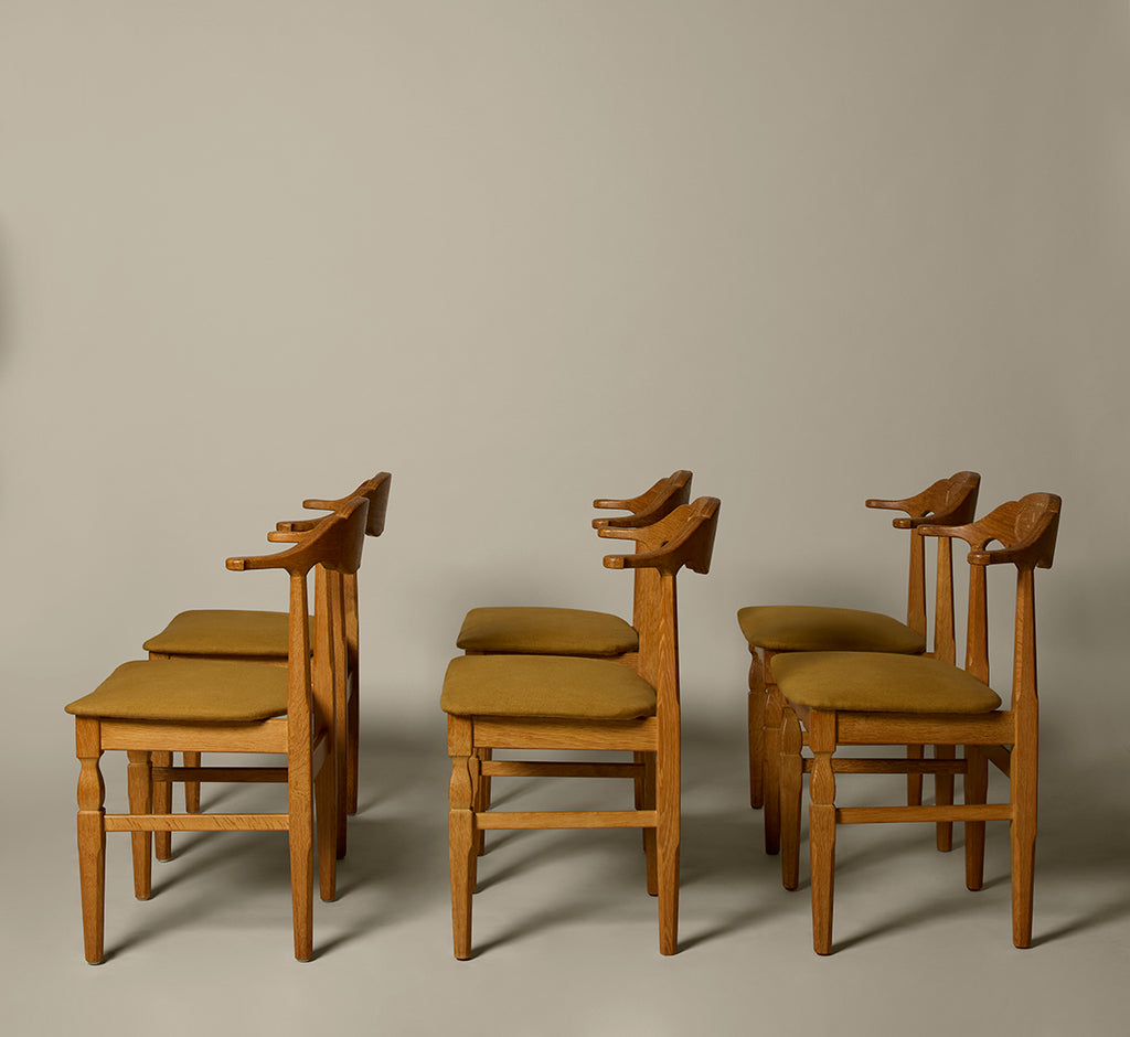 SET OF 6 DINNING CHAIRS IN THE STYLE OF HENNING KJAENULF