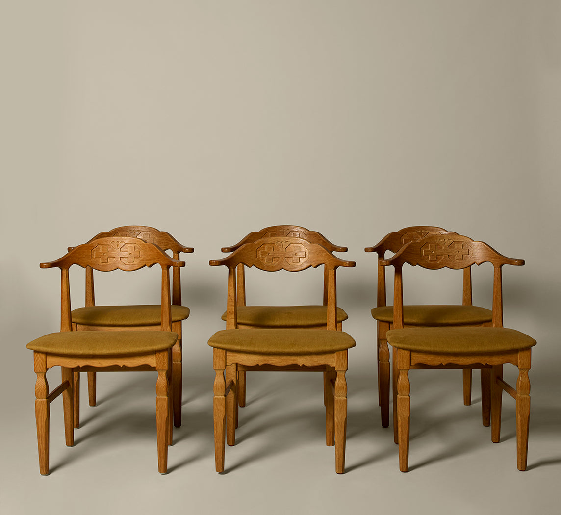 SET OF 6 DINNING CHAIRS IN THE STYLE OF HENNING KJAENULF