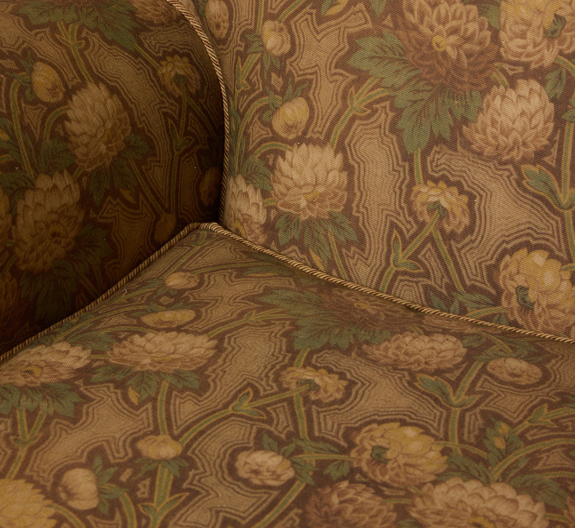 PIERCE & WARD LUCKY CHAIR IN CHRYSANTHEMUM WITH TWISTED CORD TRIM