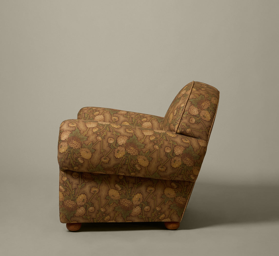 PIERCE & WARD LUCKY CHAIR IN CHRYSANTHEMUM WITH TWISTED CORD TRIM