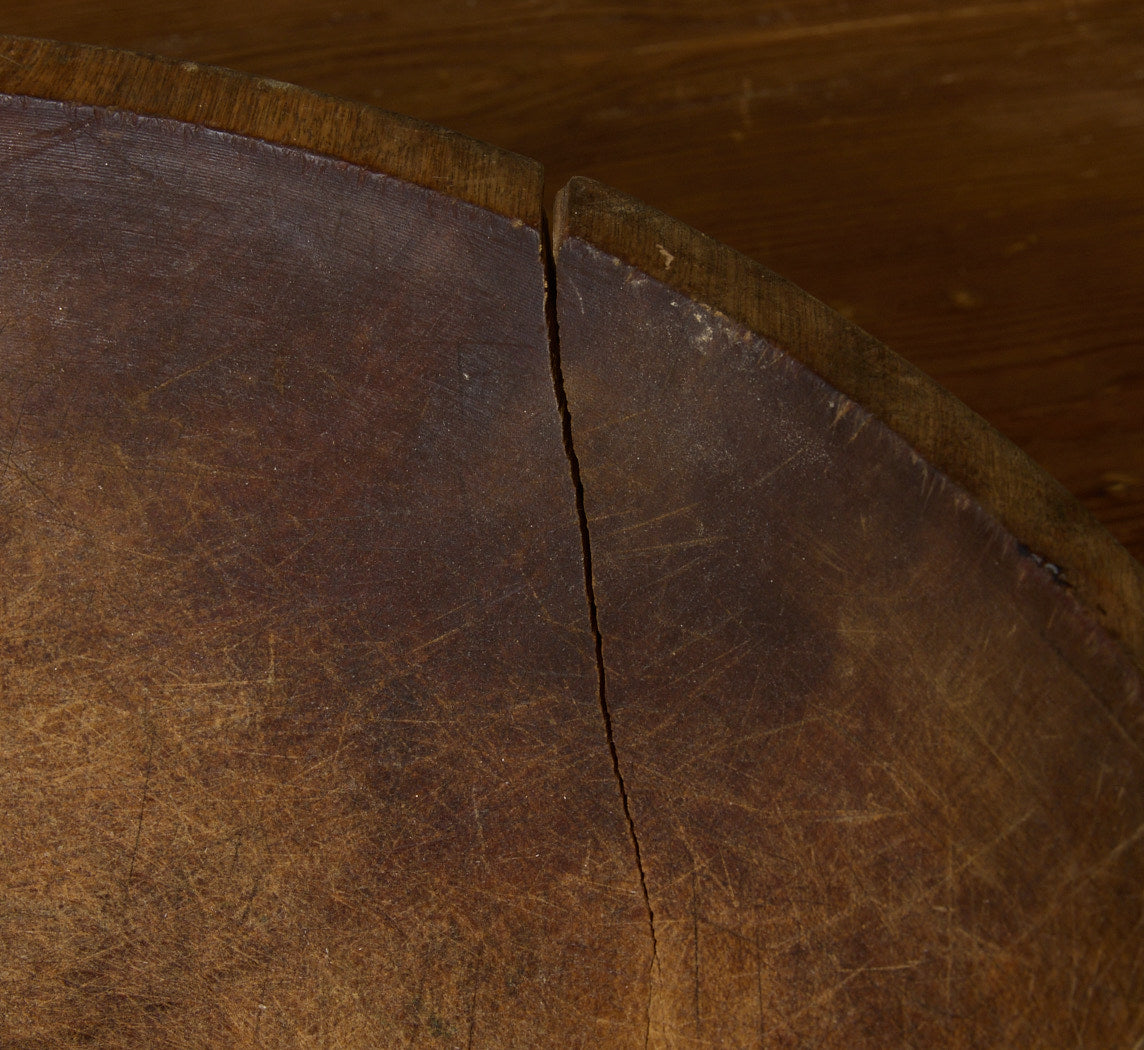 PRIMITIVE WOODEN BOWL