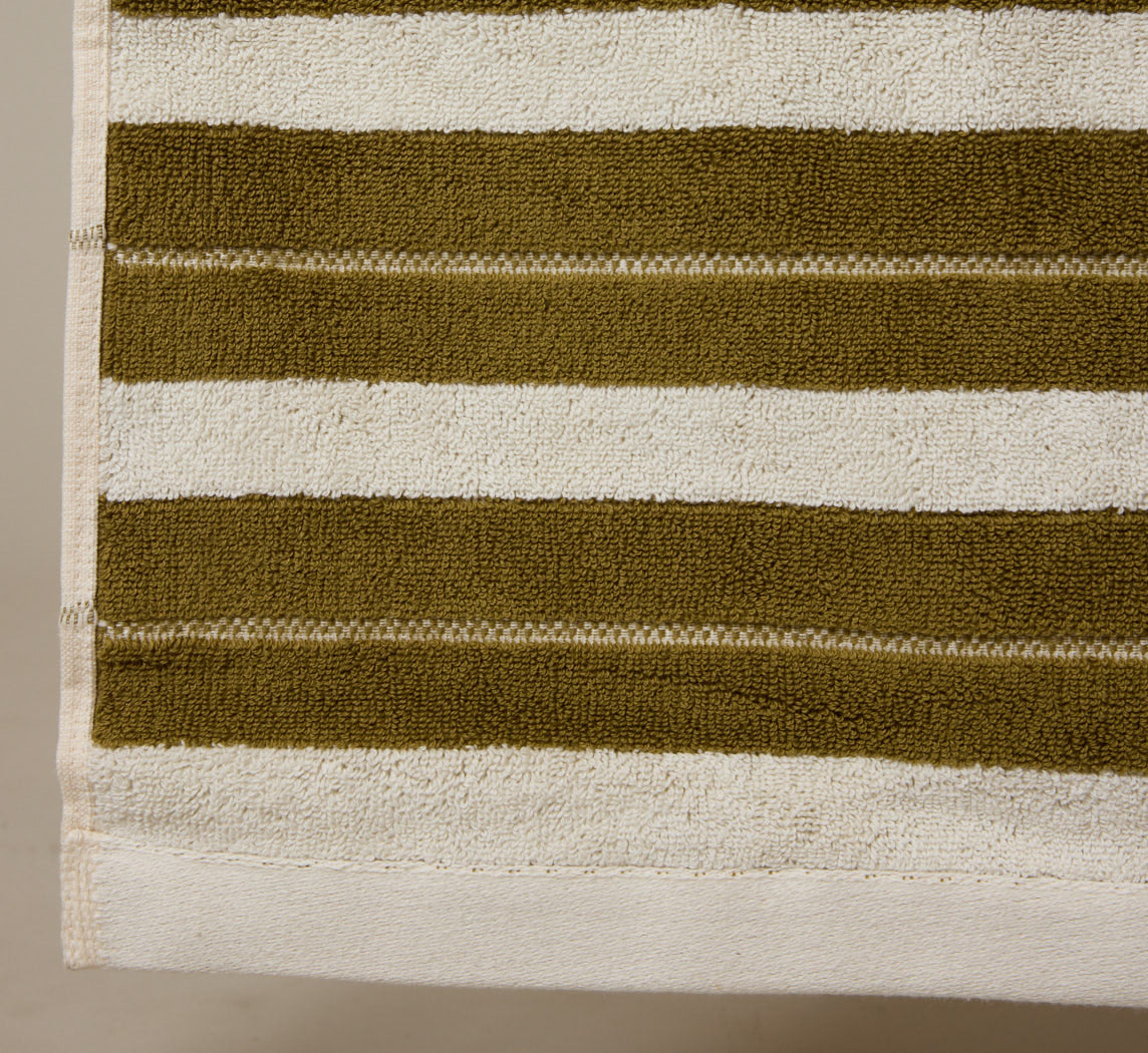 BAINA MADISON BATH SHEET IN CAPER & CHALK