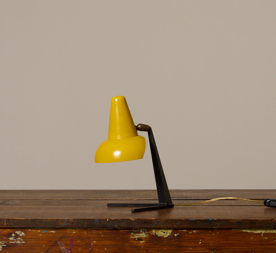 1950S EUROPEAN MODERNIST BANANA TRIPOD LAMP
