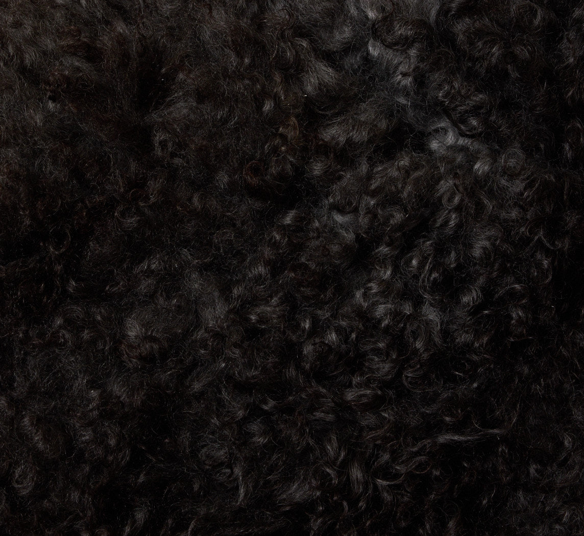 ISLE OF SKYE DARK PELSSAU SHEEPSKIN THROW