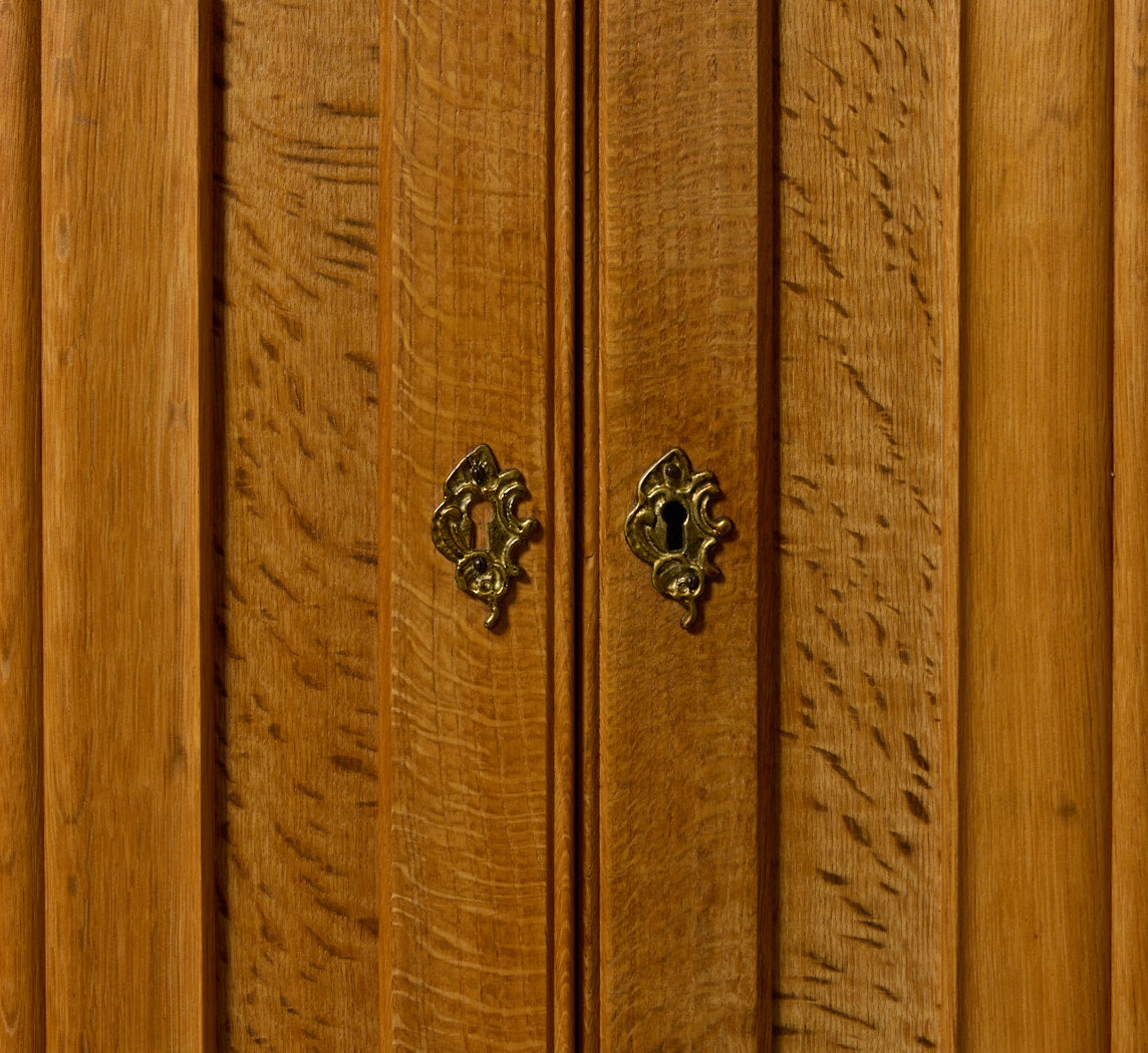1970S DANISH OAK SIDEBOARD IN THE STYLE OF HENNING