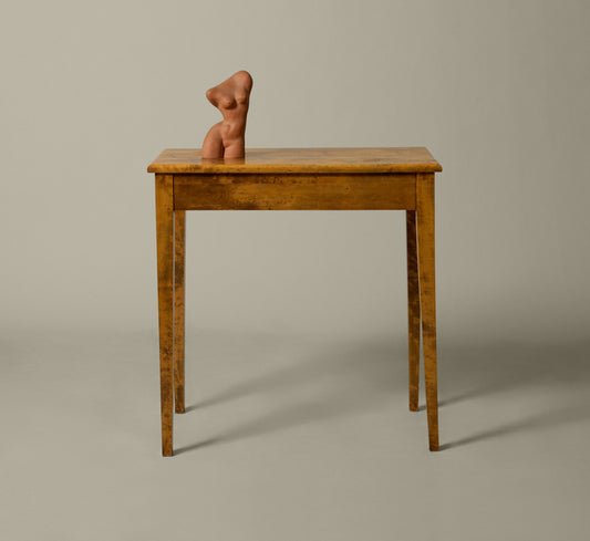 PRIMITIVE SIDE TABLE IN PATINATED WOOD