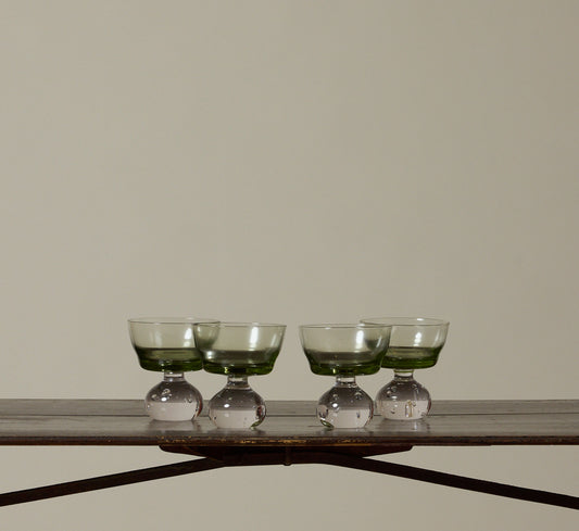 STEM GLASS IN GREEN ETERNAL SNOW