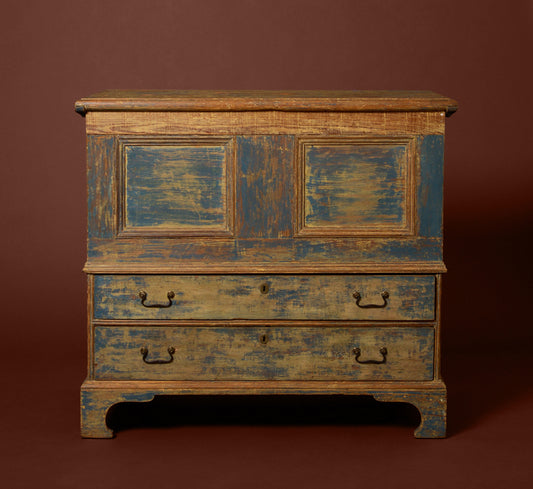 EARLY 19TH CENTURY AMERICAN BLANKET CHEST