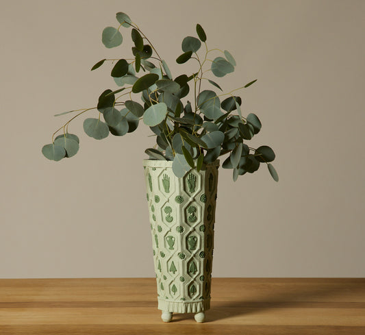 CARA BAUERMEISTER ARTIST'S TOUR VASE IN MINT