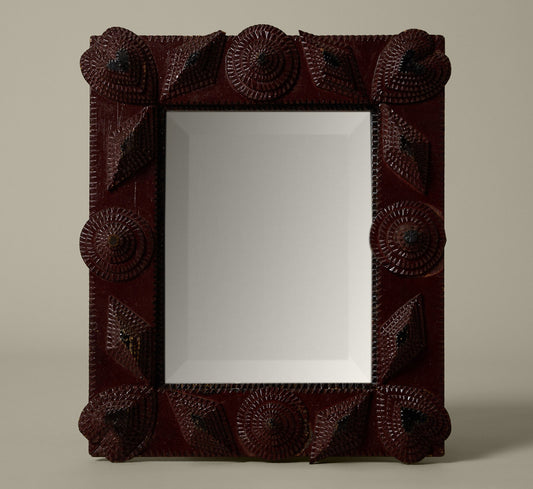 19TH CENTURY AMERICAN TRAMP ART HEART FRAME