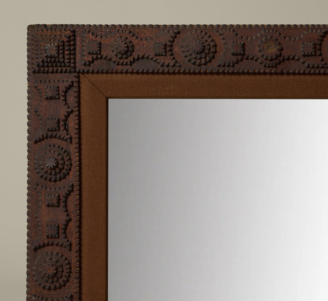 TRAMP ART MIRROR WITH CHOCOLATE MAT
