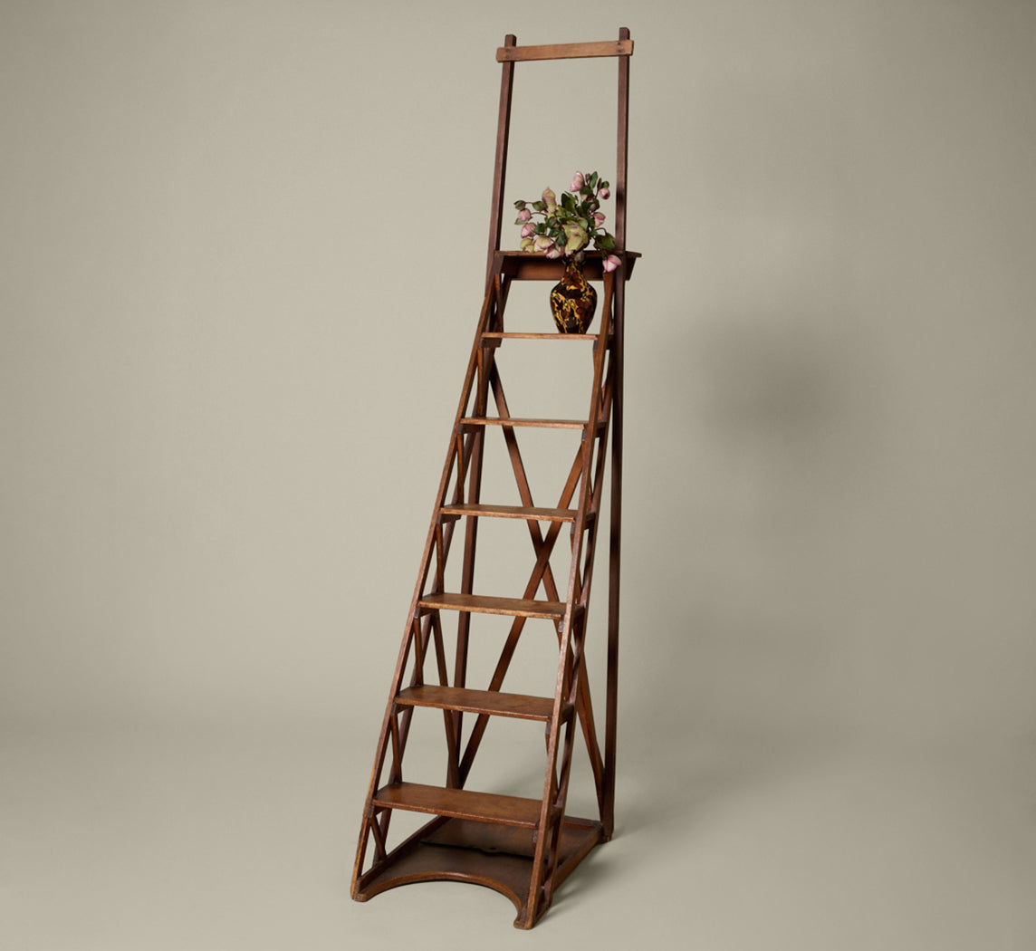 EARLY 20TH CENTURY OAK LIBRARY LADDER
