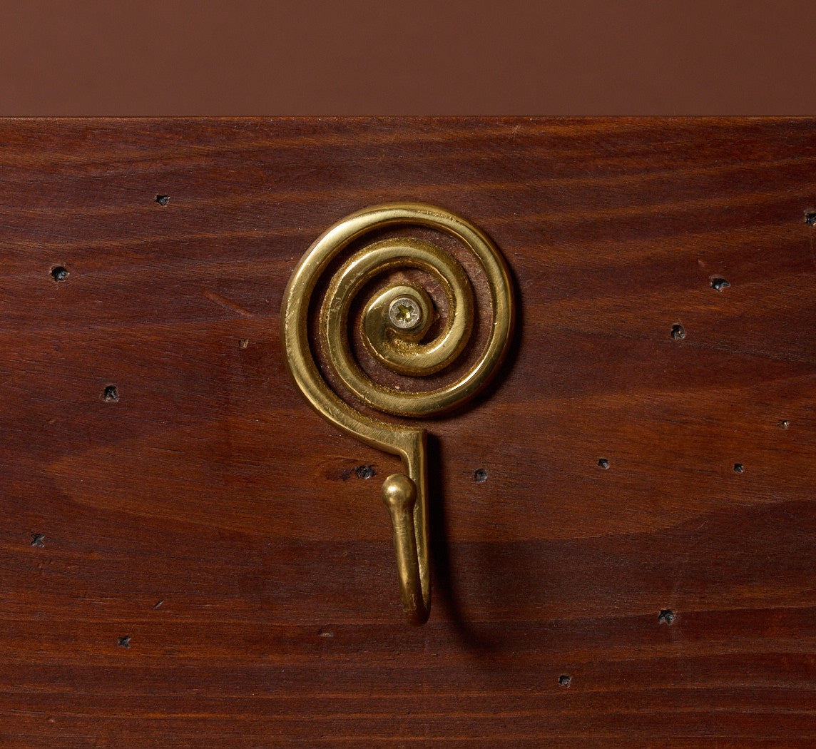 MID CENTURY ITALIAN SWIRL WALL COAT HANGER