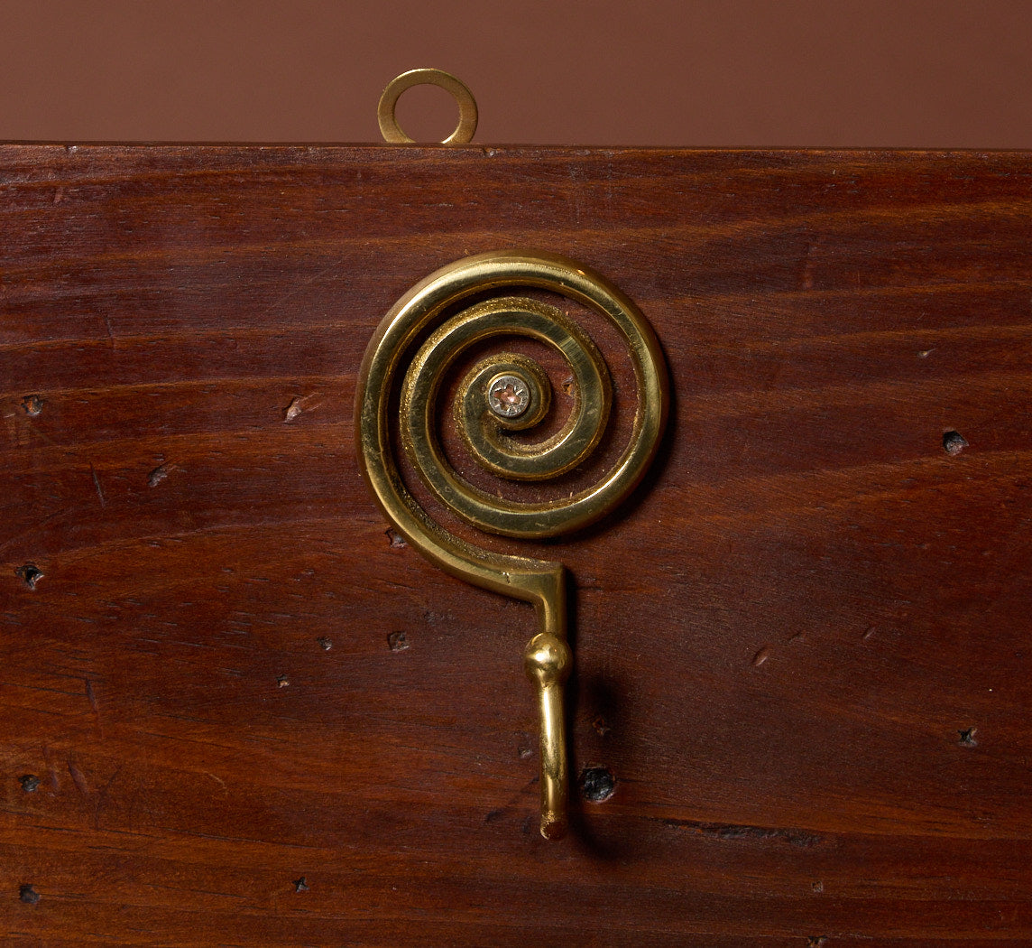 MID CENTURY ITALIAN SWIRL WALL COAT HANGER