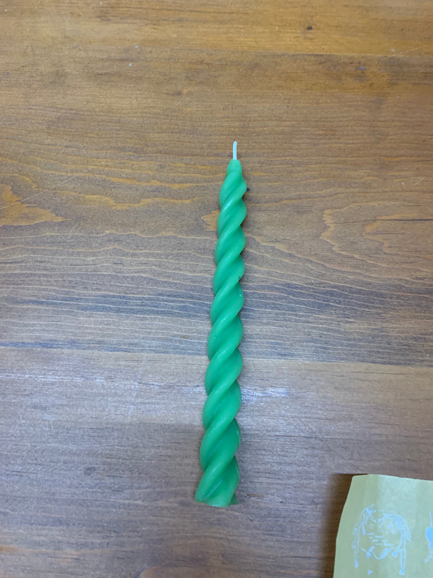 SPIRAL TAPER BEESWAX CANDLE