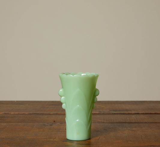 1940S ART DECO PETITE JADEITE VASE