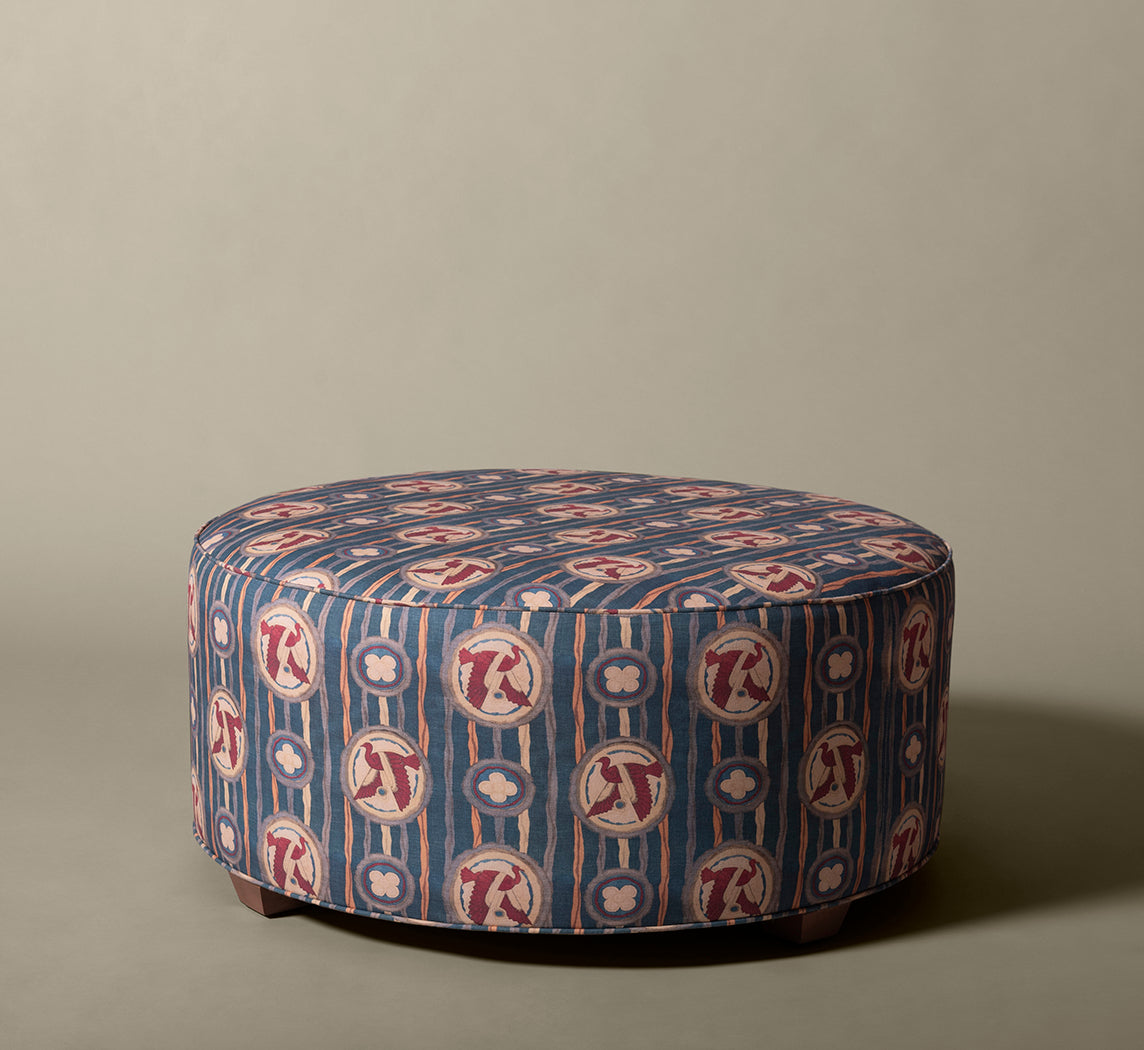 PIERCE & WARD CIRCLE OTTOMAN IN IBIS FRESCO