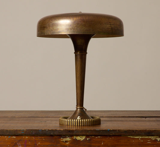VINTAGE BRASS MUSHROOM TABLE LAMP WITH RIBBED BASE