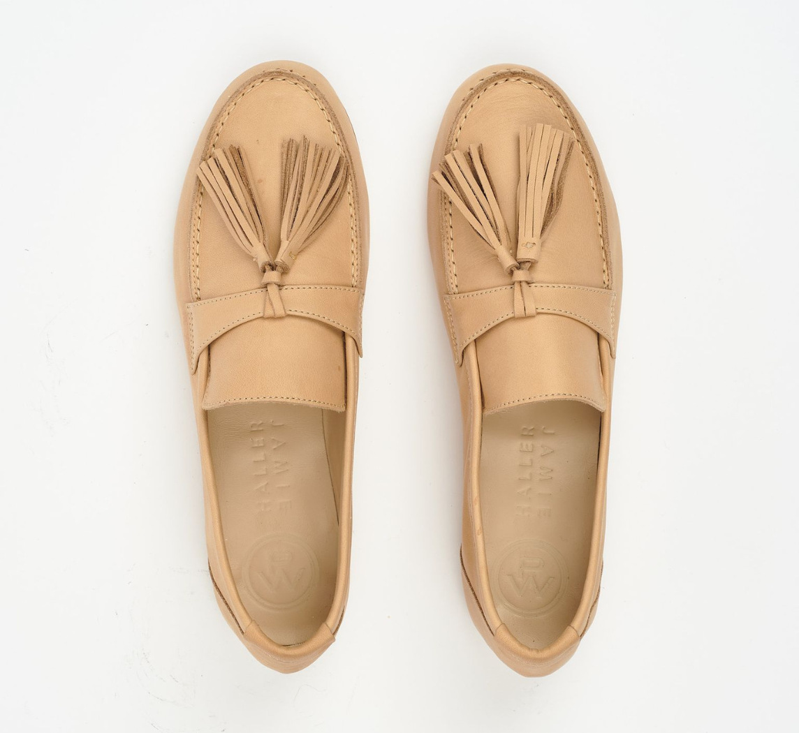 JAMIE HALLER X PW TASSEL LOAFER CAMEL