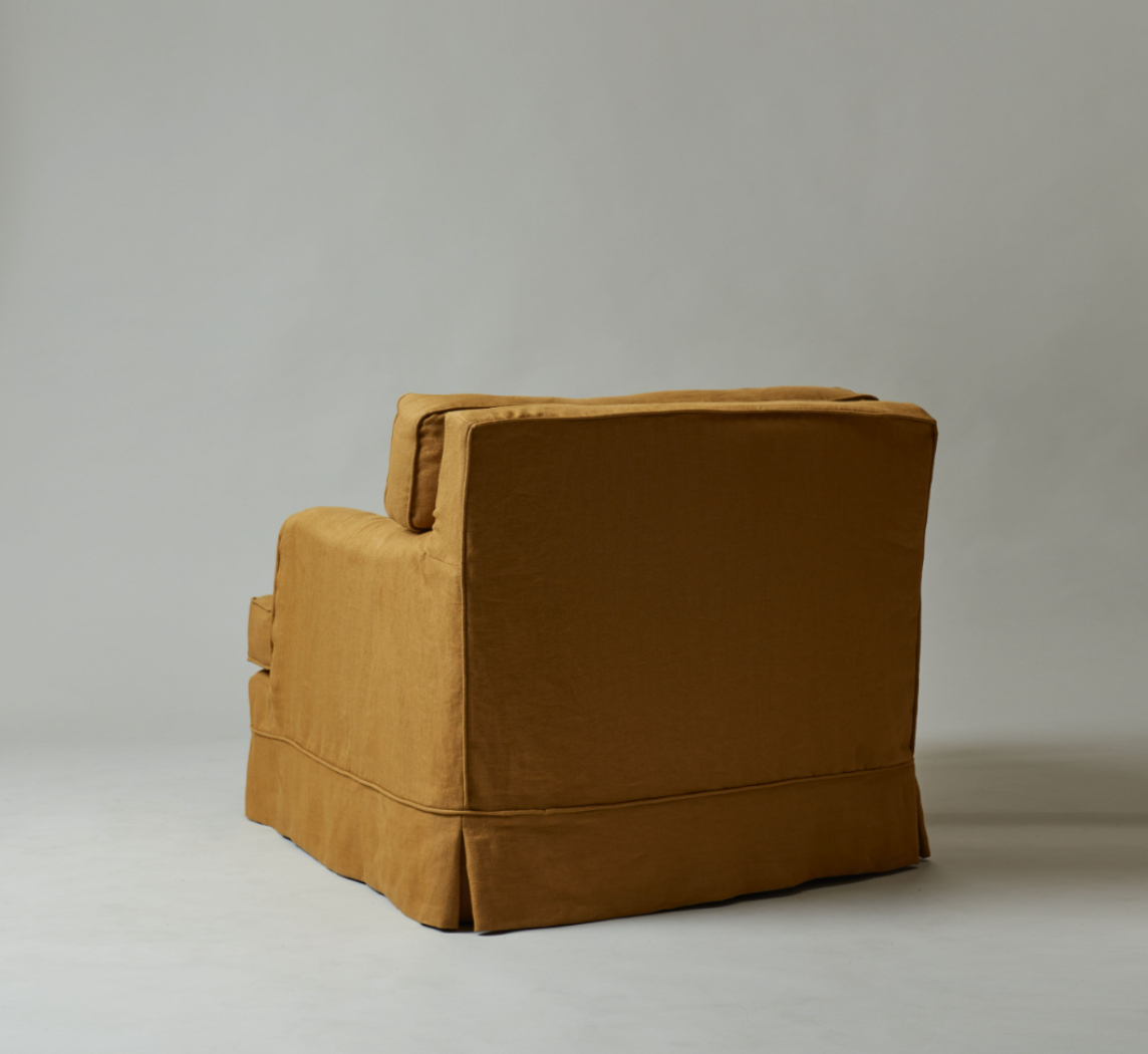 THE EMILY CLUB CHAIR WITH LINEN SLIP COVER Pierce Ward